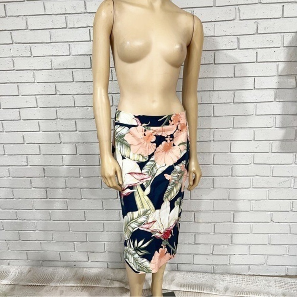 Ann Taylor Palm Tropical Hibiscus Pencil Skirt - Size 4